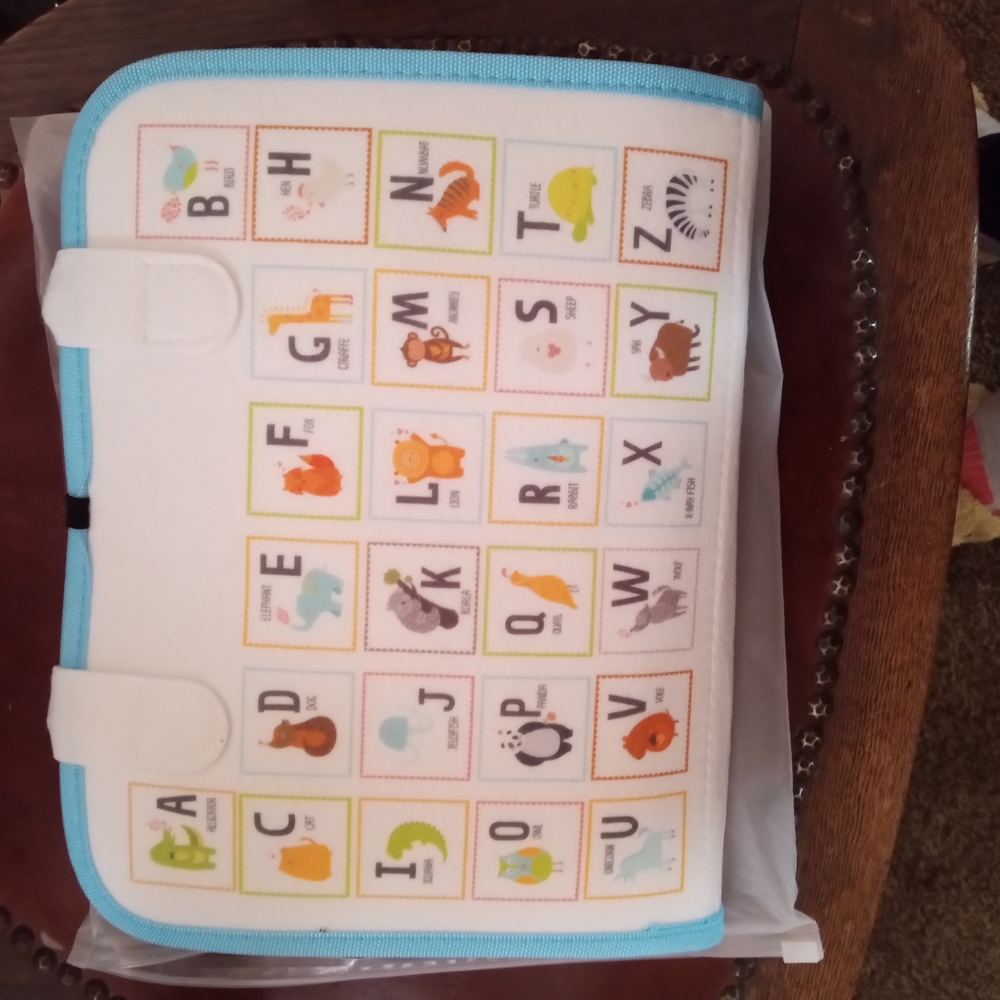 Alphabet Animal Organizer with Blue Trim
